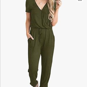 Green Jumper (short sleeved, long pant)